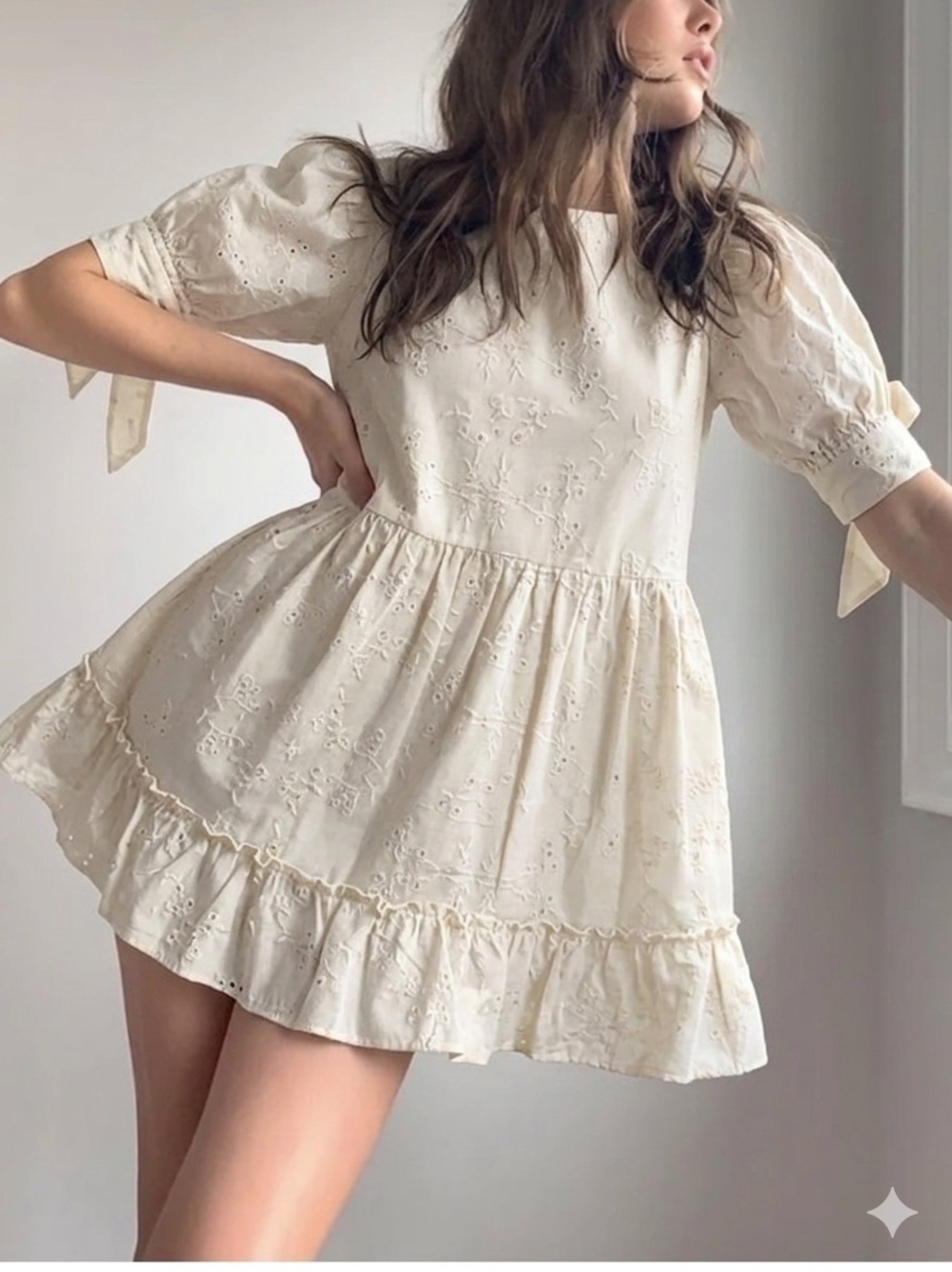 Aritzia Sunday Best Oregold Dress Size XXS Colour Coconut Cream
